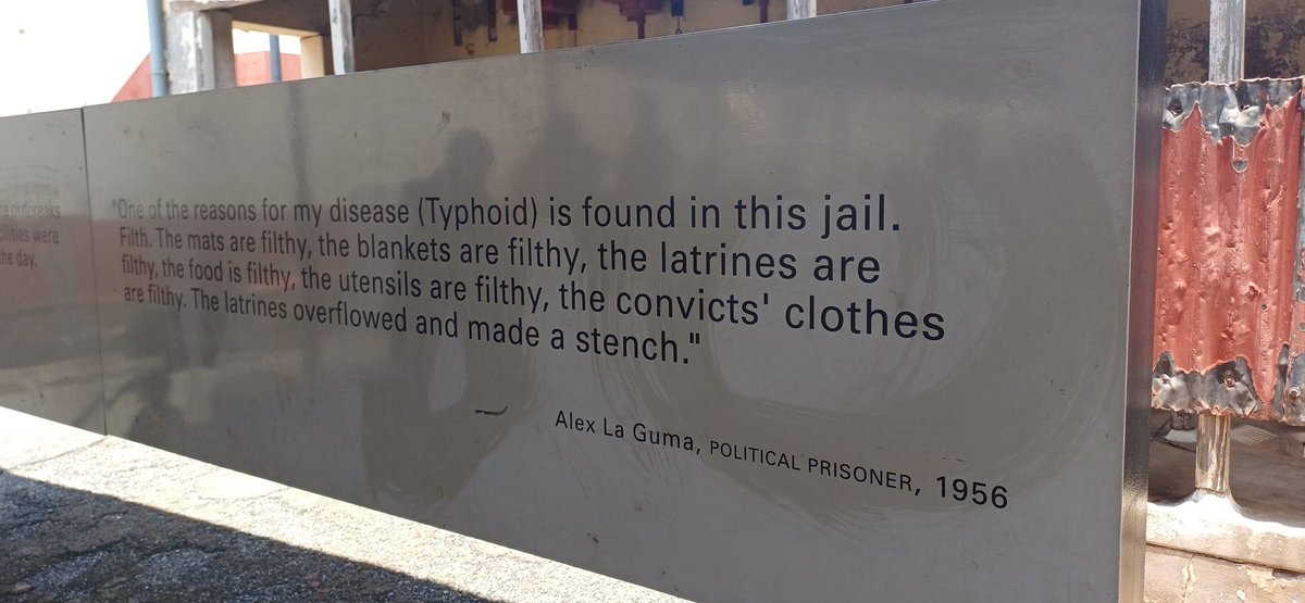 _cosatu's tweet photo. #EntericFever #typhoid
The prison mats were filthy, the blanketa were filthy, the latrines were filthy, the food was filthy, the utensils were filthy, the convict's clothes were filthy. The latrines overflowed and made a stench, declares Alex La Gums, political prisoner, 1956 https://t.co/eKOSmCRURd