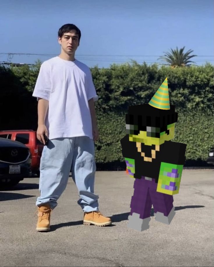 jojicraftdaily's tweet image. Joji taking a picture with the birthday boy 🎂