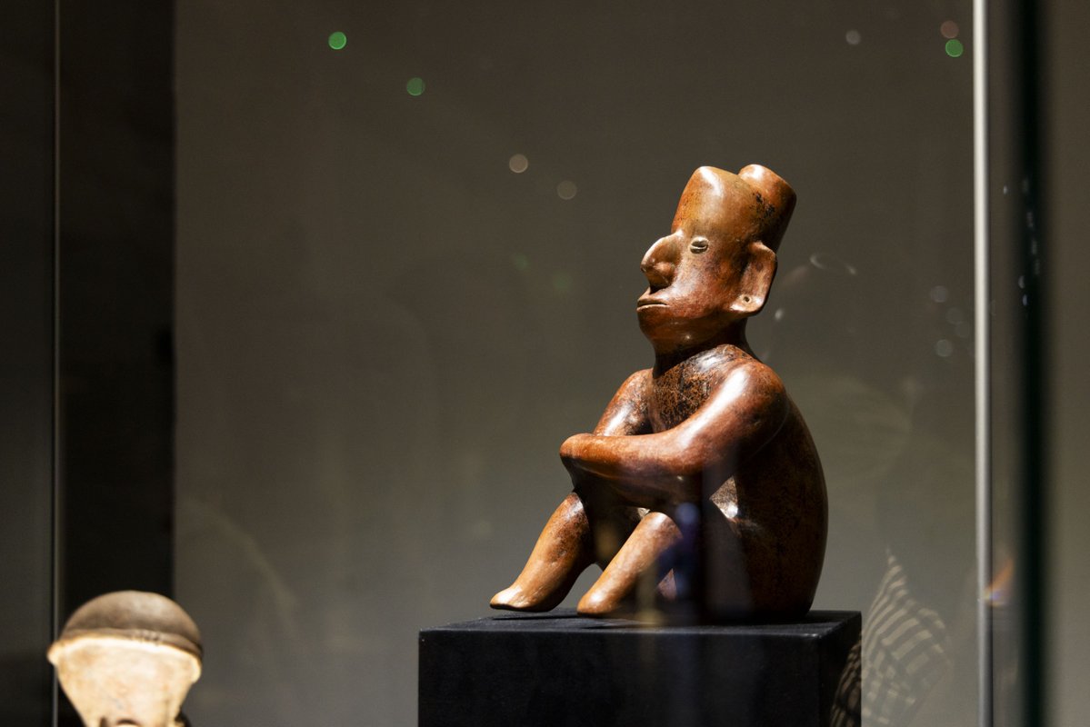 culturacyl's tweet image. Dos centenares de piezas prehispanas completan la expo &apos;Alma de América. Arte y mito precolombino&apos;
Un viaje a través de todas las etapas cronológicas, recorriendo más de cuarenta culturas diferentes⚱️
🗓️Hasta el 11 de enero
📍SMEPasion  @SMEValladolid