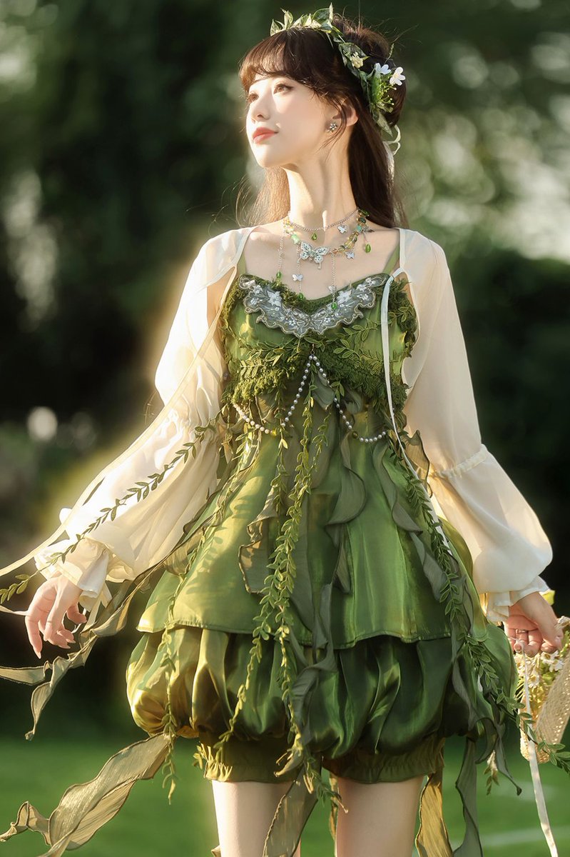 【中古】緑の街('97ファー・イースト・クラブ/バンダイビジュアル/ファンハウ… 中古】緑の街('97ファー・イースト・クラブ/バンダイビジュアル