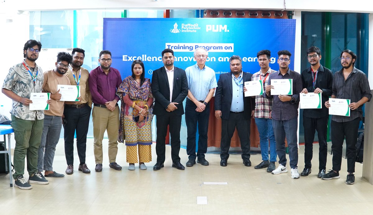 DaffodilPoly's tweet image. 👏PUM Netherlands এবং ড্যাফোডিল পলিটেকনিকের যৌথ উদ্যোগে শিক্ষার্থীদের জন্য আয়োজিত সপ্তাহব্যাপী ‘Excellence Innovation and Learning’ ট্রেইনিং সেশন আজ সমাপ্ত হলো।

সেশন শেষে অংশগ্রহণকারী সকল শিক্ষার্থীকে সার্টিফিকেট প্রদান করা হয়।

#DaffodilPolytechnic #PUMNetherlands