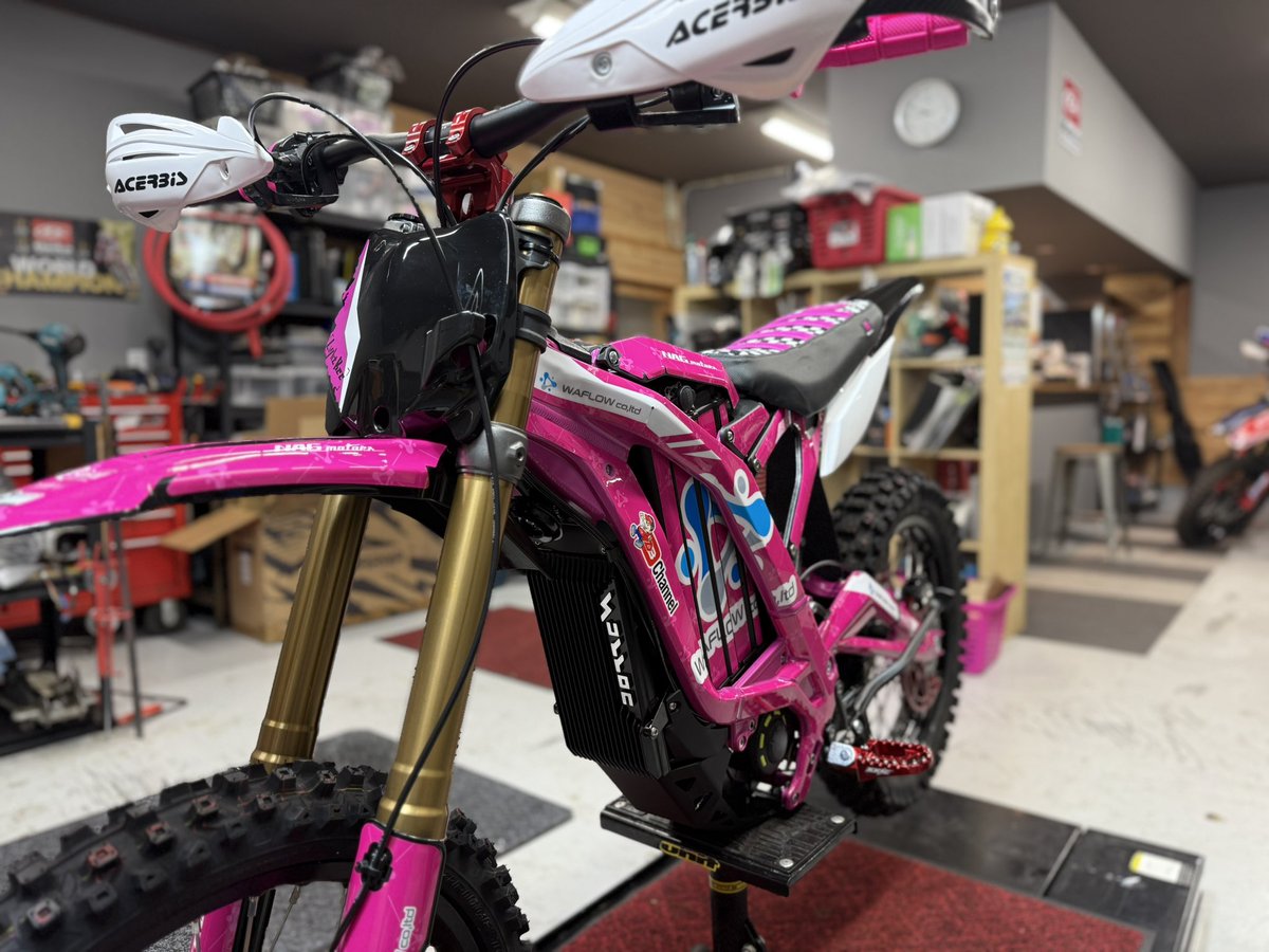 nagmotors's tweet image. 新型限定ピンク🩷SURRON Light BeeX
フルカスタム仕様で納車準備完了しました✨
#surron
#lightbee
#電動バイク