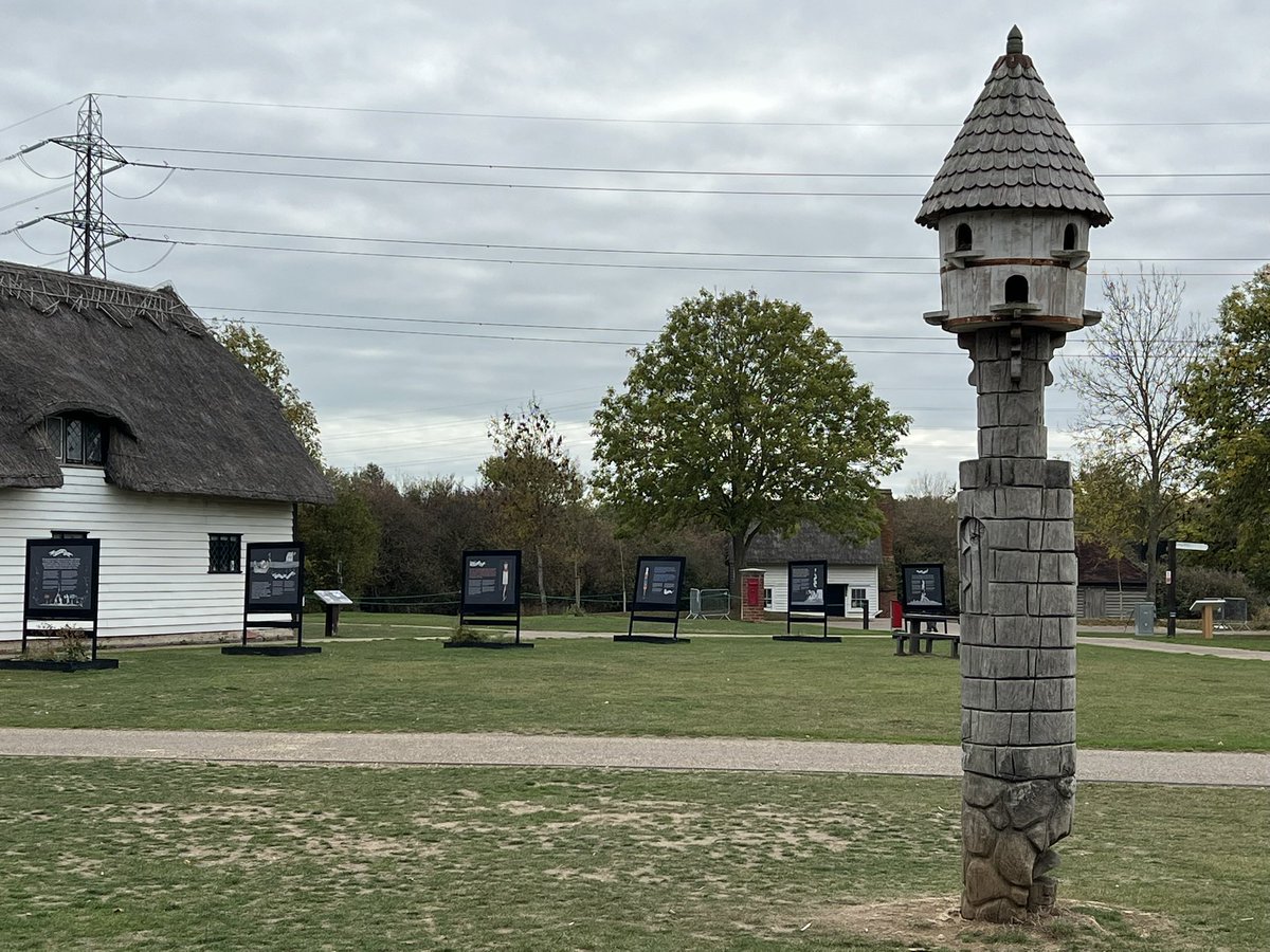 HaveringCycling's tweet image. Havering CTC group ride Sunday 23rd November. Destination- Wat Tyler Country Park, Pitsea. Ride distance about 35 miles. Meet- 8:45 for 9am start outside Roomes (Fashion and Home) store, 41-49 Station Road, Upminster, RM14 2SX