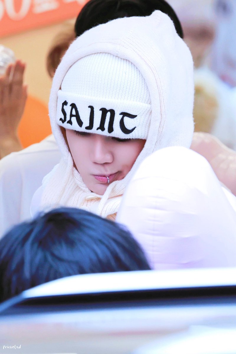 sukcentric's tweet photo. who said a man with piercings can't be a cutie patootie?! https://t.co/OYL8u4jobk