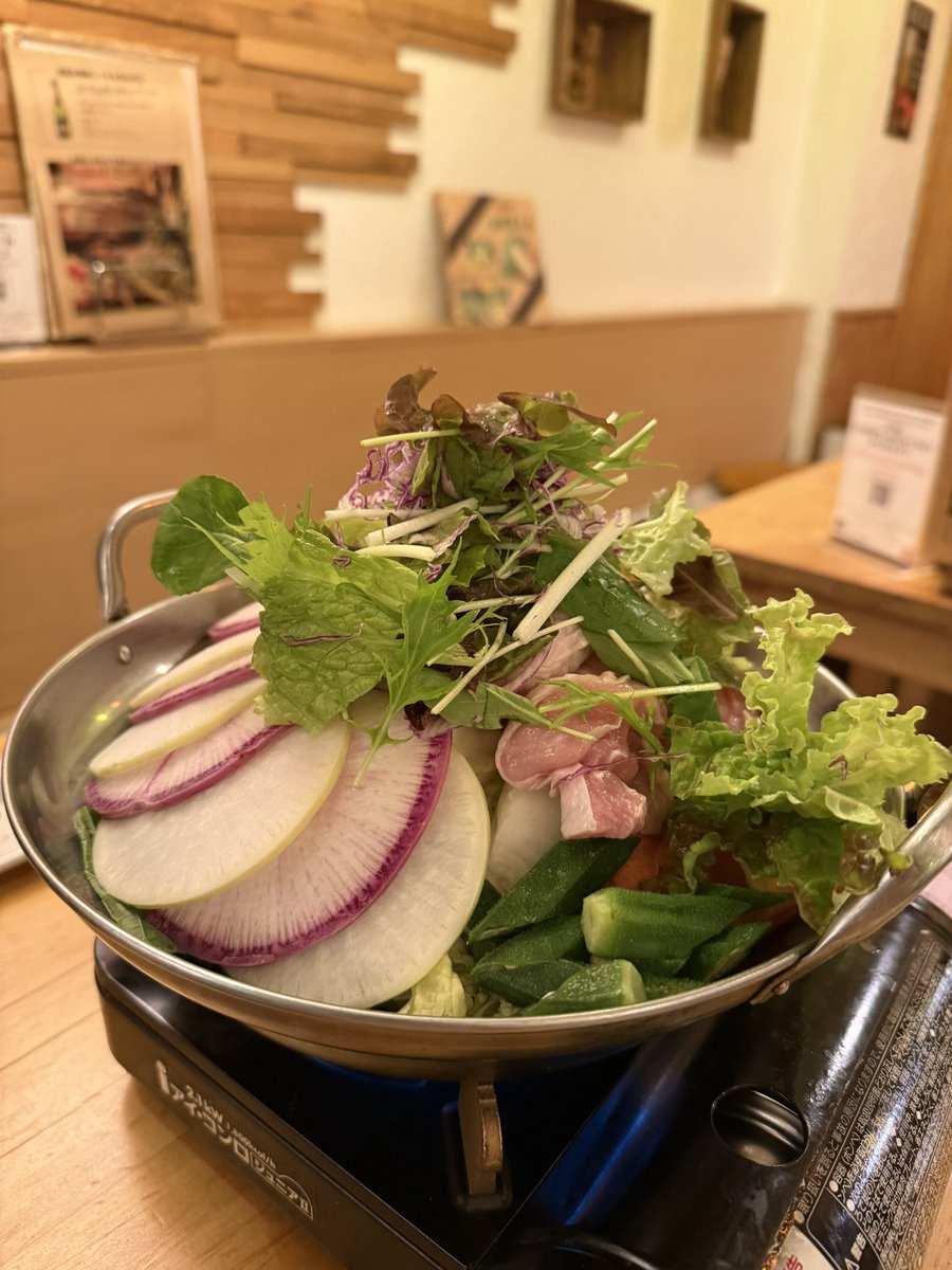 kan_ru2's tweet photo. たっぷりと野菜生活🥦 https://t.co/i1LO8L76o6