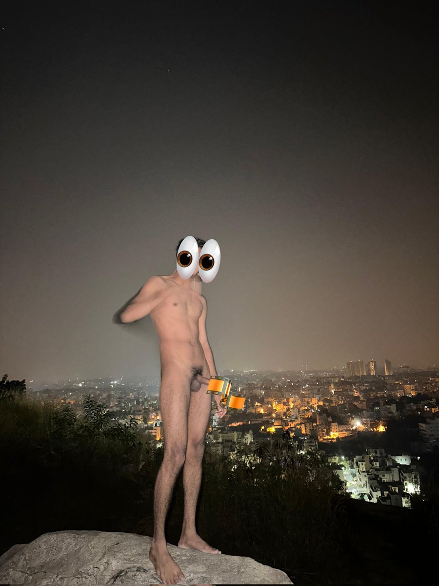 hariez_xo's tweet photo. Another adventure in a Town, try for sure, went on a drink drive night in Banashankari around found this place on hill view for safe outdoor sex 
📍The paramount tata housing 
I was drunk as fuck and he removed my clothes and sucked me 
#latepost #Outdoorsex #NightDrive #booze https://t.co/8hglG8koWe