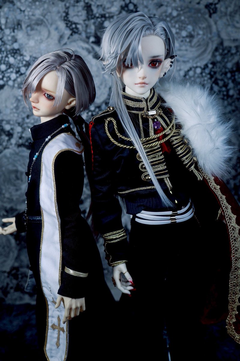 ドルパ54
版権許諾をいただきました。

葛葉　魔界正装セット
叶　神父　セット

サイズsd17/DDB
各サイズお持ちします。

※叶はメガネを忘れてしまいましたがメガネもセットです
#くろのあとりえ