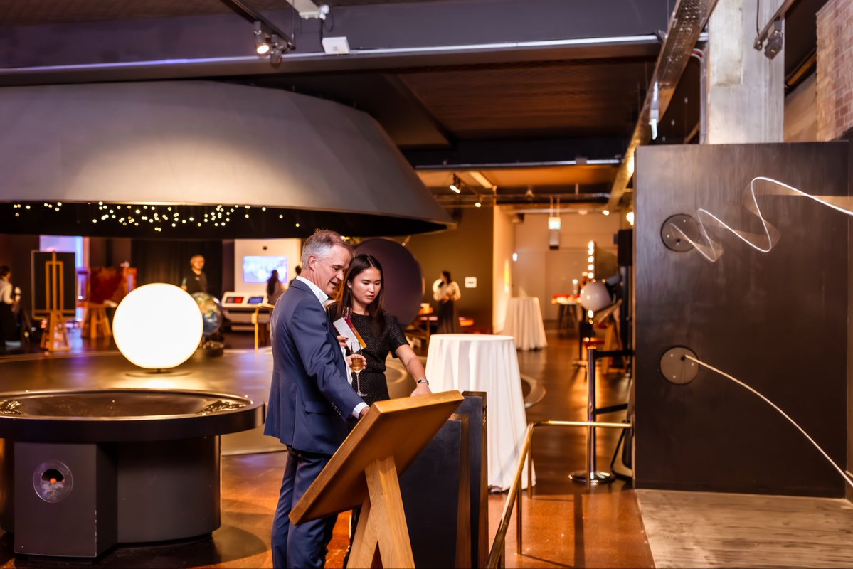 SCM_Events's tweet image. When your theme is innovation and progress, what better backdrop than a setting that celebrates the joy of learning? For @RoomtoRead’s reception, they chose Wonderlab - our interactive gallery where science comes alive through hands-on exhibits and mind-bending experiments 🧪