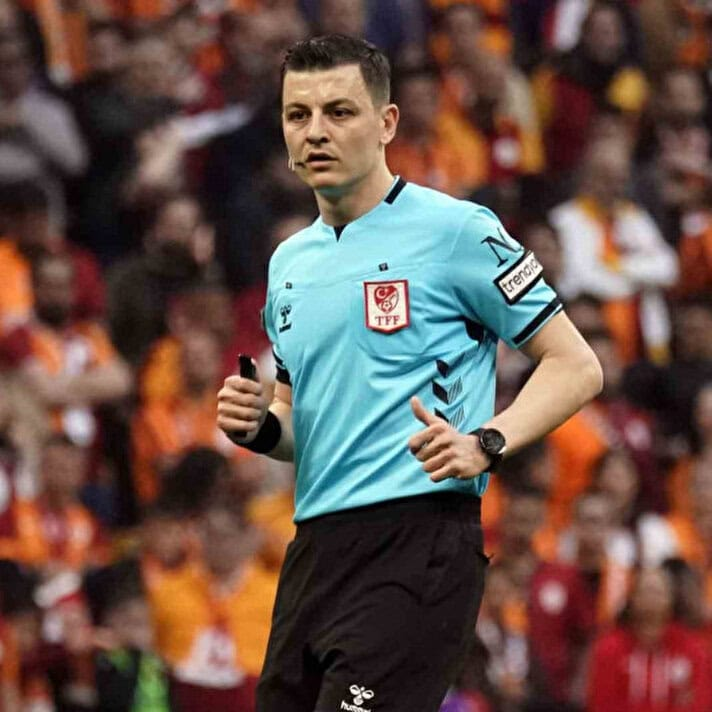 Trendyol Süper Lig'in 13. haftasında oynanacak Galatasaray - Gençlerbirliği maçının hakemi Ozan Ergün oldu. #GSvGB