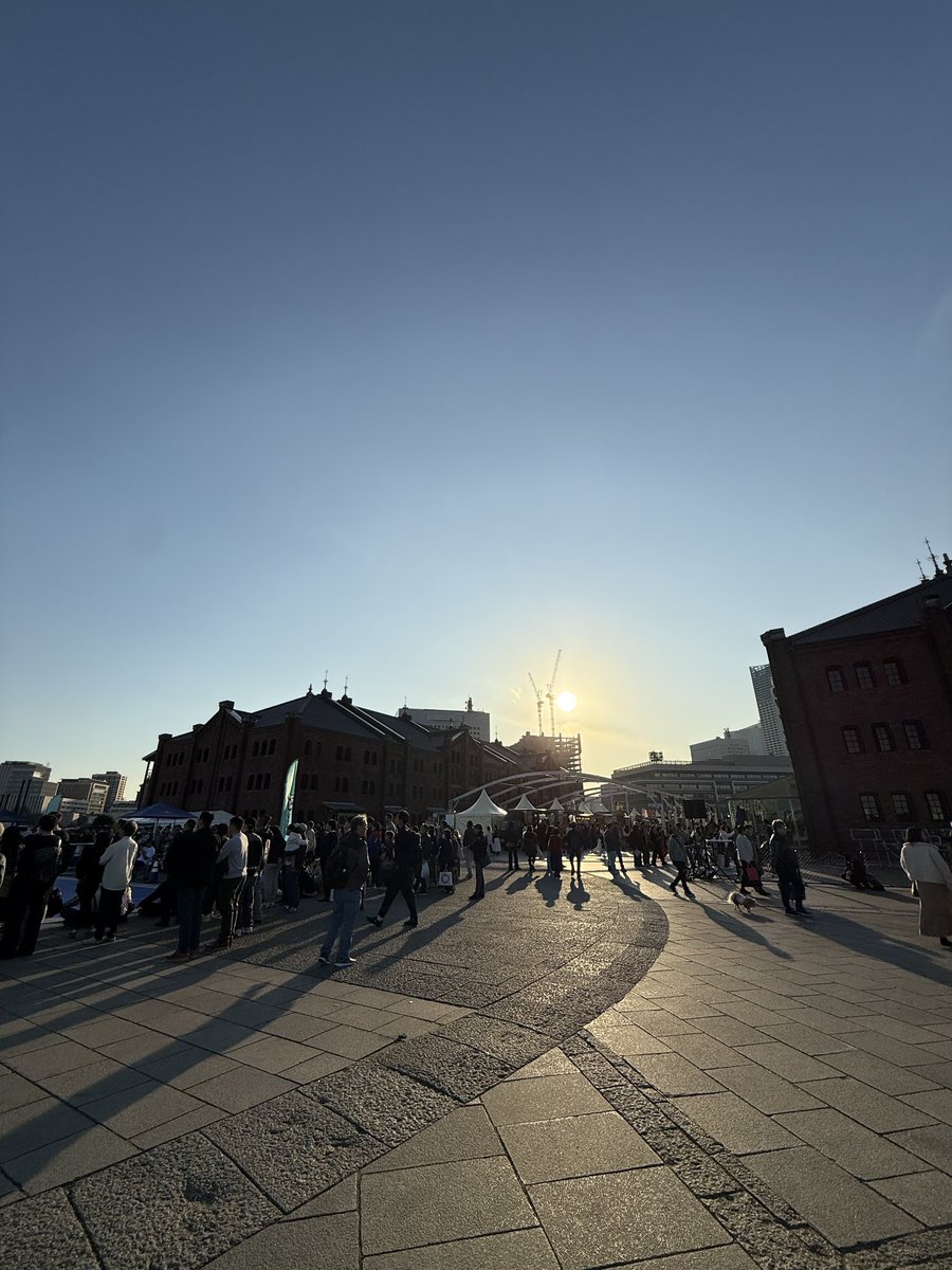 あす11/21(金)朝5時からnicoがナビゲート🎙️

国内外の自然フィールドを紹介する「FEATURE NATURE」のコーナーは #アメリカ 屈指のスキーリゾート、コロラド州の #アスペン をご紹介します⛷️🏂

ぜひ、暖かくしてお付き合いください！

Photo by nico📸 

#813gw #jwave