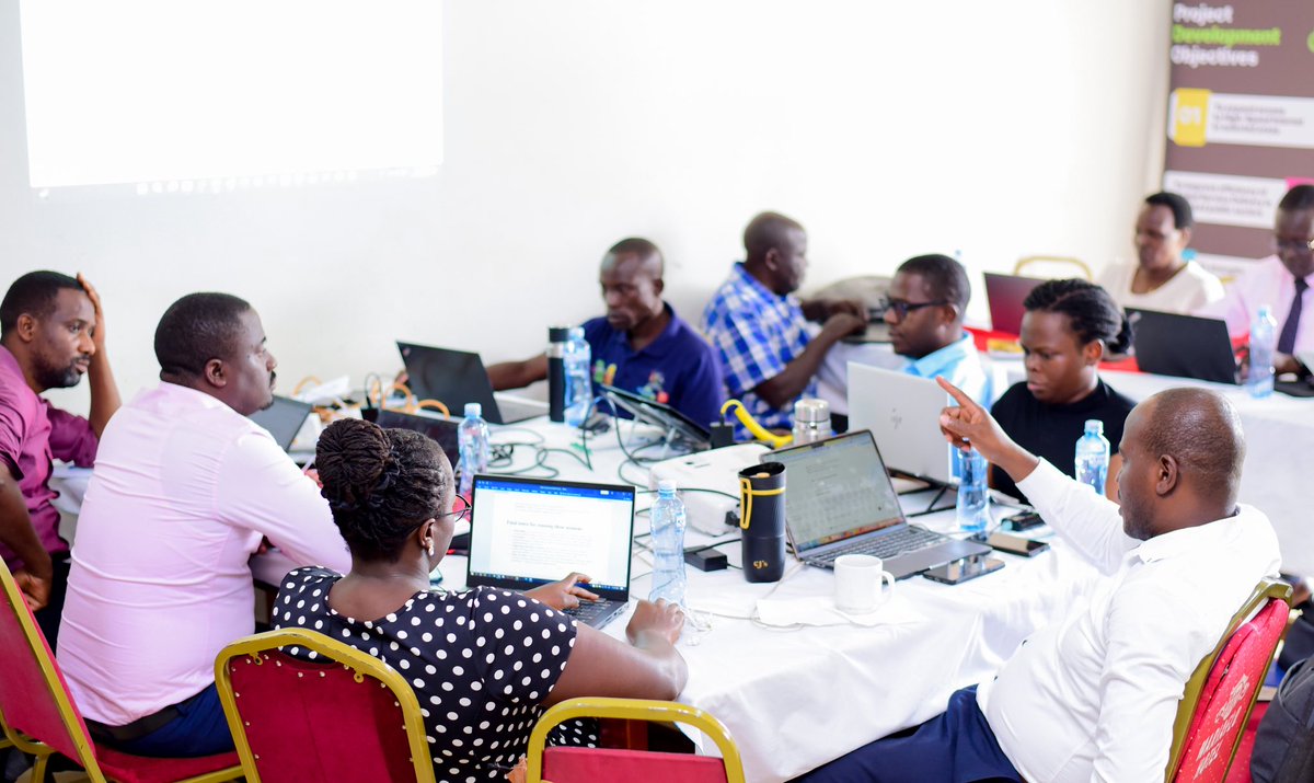 NITAUganda1's tweet image. NITA-U, and @Educ_SportsUg joined teachers in Masaka for a content development workshop to support the scale-up of @UlearnUg The upgrade will enable the platform to serve up to 10,000 teachers with more interactive and diverse digital content.

#DigitizeUG #UDAPGovNet