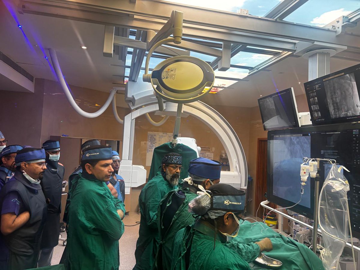 Cordis_emea's tweet image. Amazing weekend in Mumbai for our first #Cordis #DEB Workshop! Live case with Dr Gupta, great expert cases, and a fantastic session + moderation from Dr Abhishek Kumar on Selution SLR &amp;amp; stent-less PCI. Big thanks to all presenters, attendees &amp;amp; Cordis India! #PCI #Selution #DeNovo