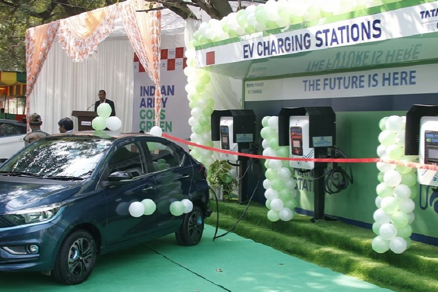 guru_drive's tweet image. Chandigarh tops EV infrastructure Index amid 1 pc increase in fleet share

testdriveguru.com/chandigarh-top…

#ElectricVehicles #EVInfrastructure #EVCharging #IndiaEV #CleanMobility #SustainableTransport #EVAdoption #GreenIndia #EVGrowth #EVPolicy #ElectricFuture #GoElectric @guru_drive