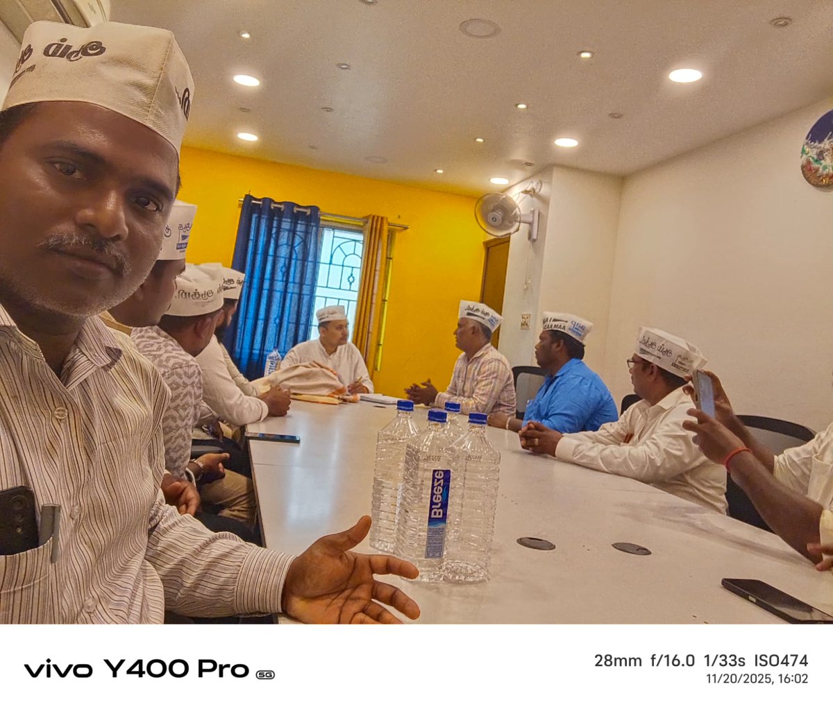 NAkilandeswari's tweet photo. @AapTiruchi54165 district core team led by District Convenor @TElango6 met with our @AamAadmiParty @AAPTN Prabhari shri @PankajSinghAAP ji and discussed about the district organisation
#AAPTN #AAPTrichy https://t.co/siLA0bvf8K