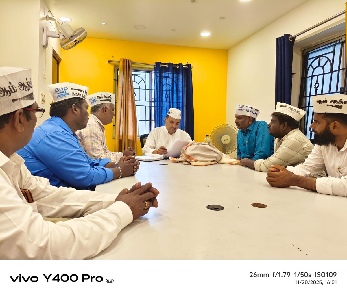 NAkilandeswari's tweet photo. @AapTiruchi54165 district core team led by District Convenor @TElango6 met with our @AamAadmiParty @AAPTN Prabhari shri @PankajSinghAAP ji and discussed about the district organisation
#AAPTN #AAPTrichy https://t.co/siLA0bvf8K