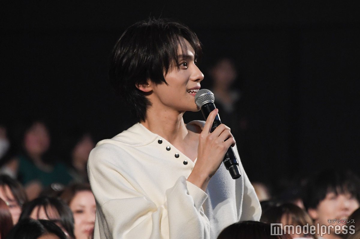 山下幸輝セット(バラ売り不可) 山下幸輝、クマのぬいぐるみ抱えて写真集イベント 撮影でも使用