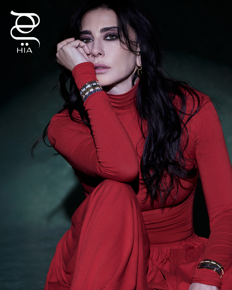 hiamag's tweet photo. #نادين_لبكي نجمة "هي" لعدد نوفمبر.. أسرار السموكي الفخم الذي يعكس سحر حضورها 👁️🖤
تعرفي معنا على طريقة تطبيقه بالخطوت
https://t.co/04Hll5uoLn
@NadineLabaki  
#HiaMag #ByHiaMag #NovemberIssue #HiaXNadineLabaki #NadineLabaki #Cartier
#مجلة_هي #عدد_نوفمبر #نادين_لبكي #هي_نادين_لبكي #كارتييه