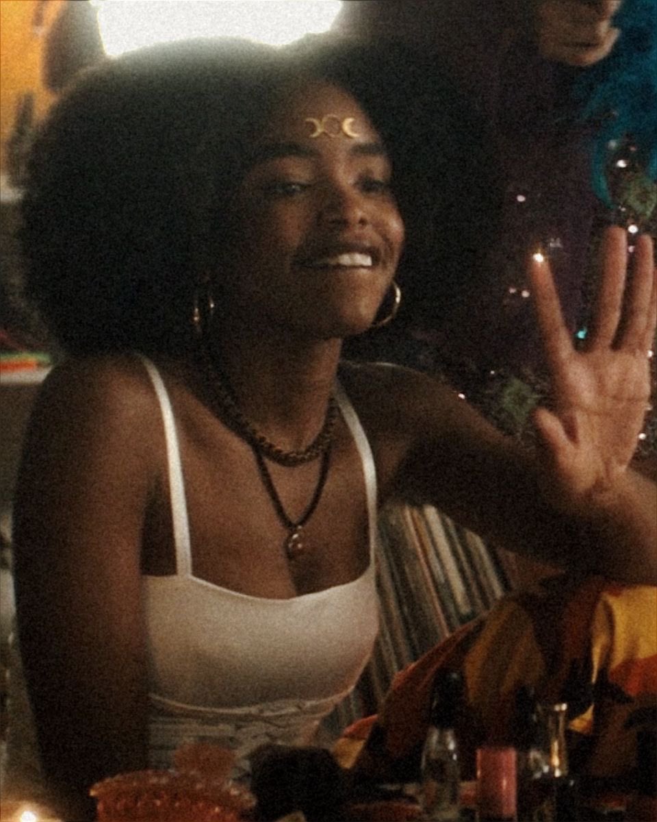 revylover's tweet image. witch vampire romance walk with me