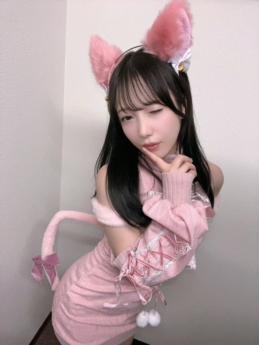 YKm0529's tweet image. クリスマスオフ会するよ〜🎅🏻⭐️

🎄日常
12/20(土)13:00〜2.5h
🎄場所
東京都内

ずっとみんなに会わせたかったんだけど、今回やっと私の家族（お犬様）も一緒に入れる場所を見つけました！！
アレルギーの方やわんちゃん苦手な方はごめんなさい🐩

sp.ch.nicovideo.jp/t_powers/bloma…