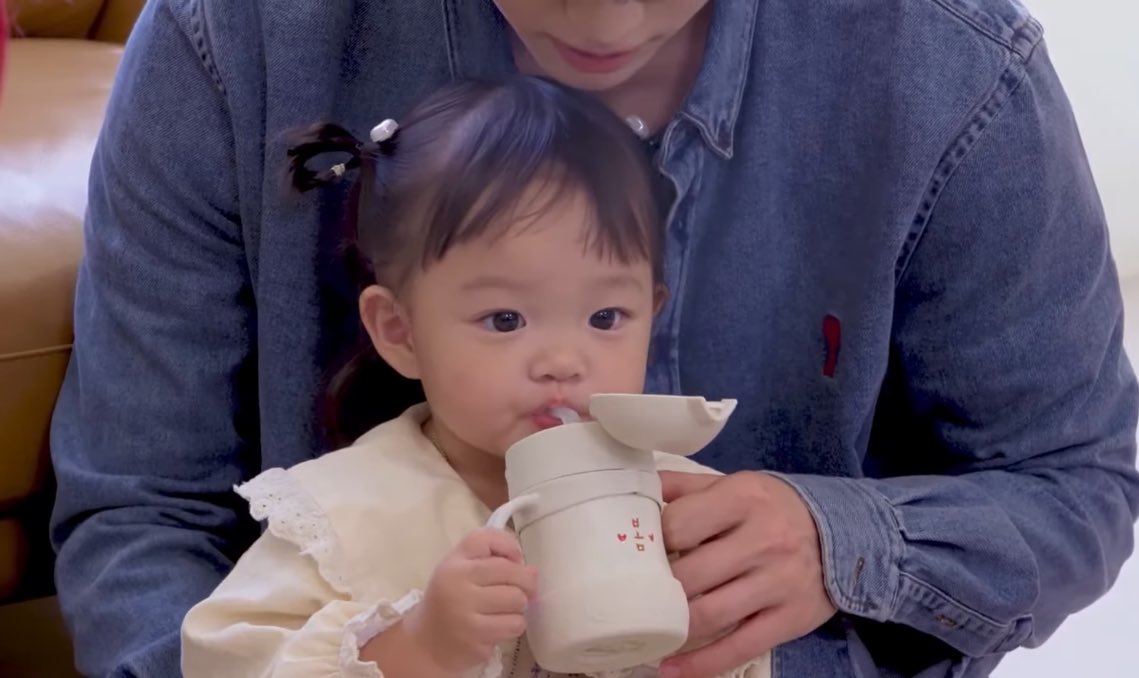 hourlyjaeminn's tweet image. 😭😭😭🐰💖cute💖🐰😭😭😭

JAEMIN BACK ON TROS
#TheReturnOfSuperman
#JAEMIN #재민