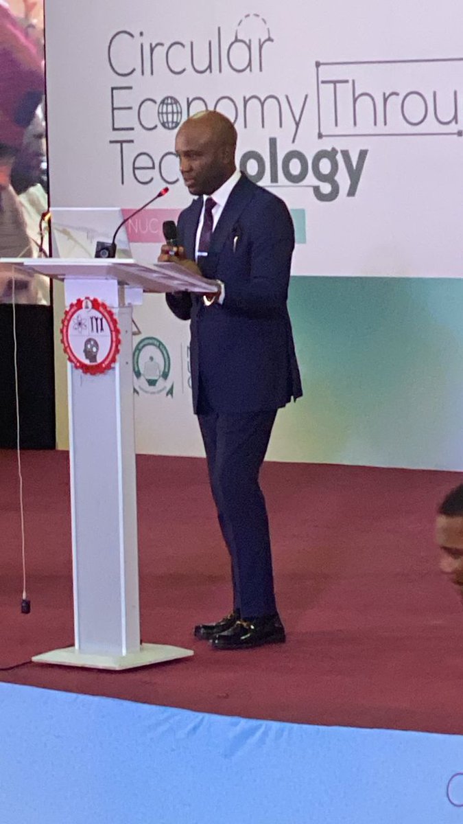 coderina's tweet image. Honourable Minister of Science, Innovation &amp;amp; Technology delivering a powerful keynote at the COUCH event - energising and inspiring the next wave of student-led innovators.#COUCH25 #GEW25 #Studentinnovation