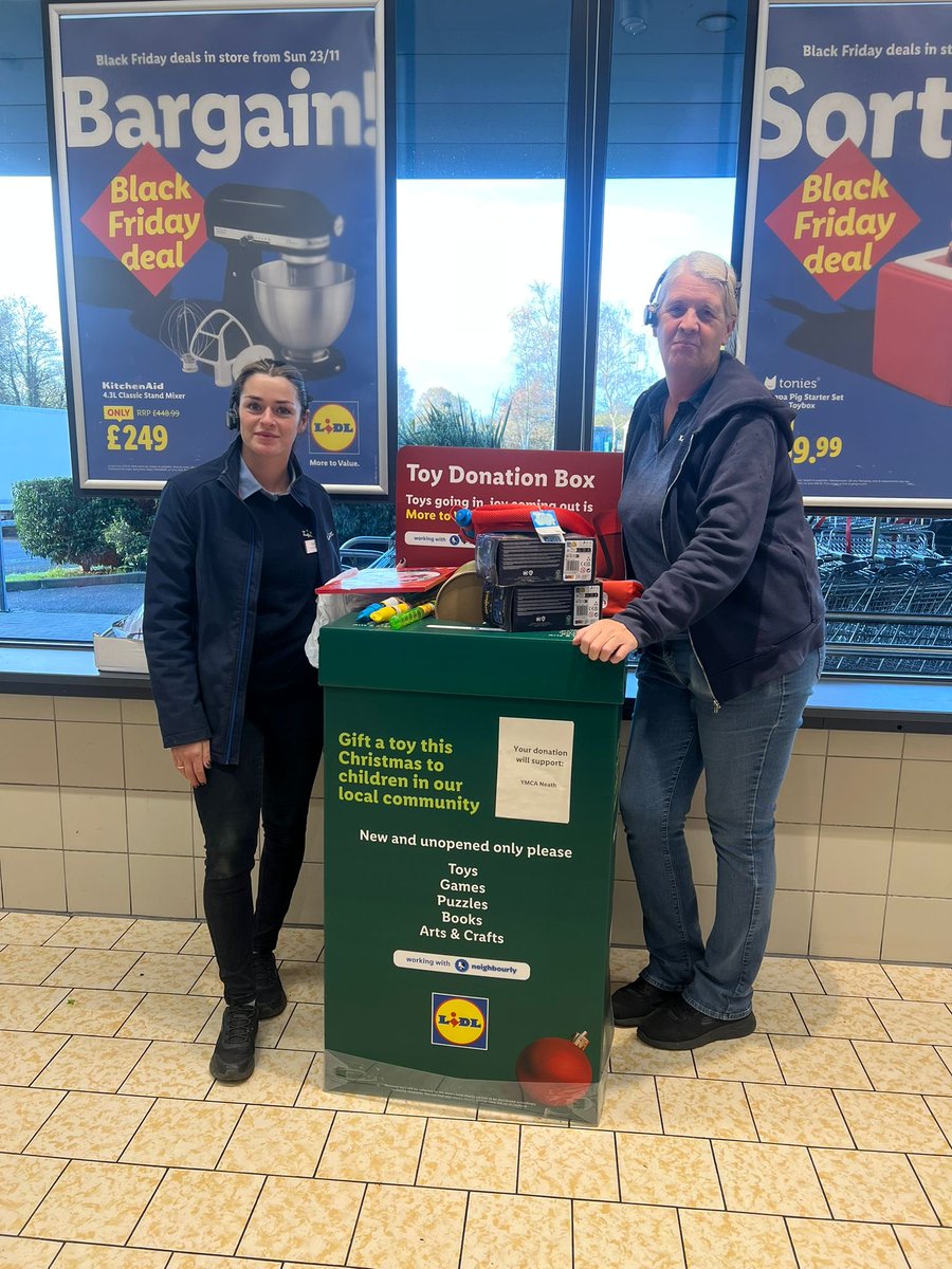 YMCANeath's tweet image. WOW! 🤩 

We would like to say the biggest thank you to Lidl Cadoxton, their wonderful customers and Neighbourly for the incredibly kind donations to our Toy Box! 

Your generosity will go a long way in helping us support and celebrate the young people here at YMCA Neath.

#YMCA