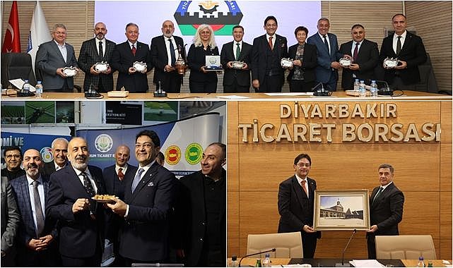 "Dost Meclisi" Diyarbakır’da buluştu gazetepusula.net/dost-meclisi-d… <a href="/ErzurumTB/">Erzurum Ticaret Borsası</a>  <a href="/yhakanoral/">Yıldırım Hakan Oral</a> <a href="/borsadiyarbakir/">D.BAKIR TİC.BORSASI</a>