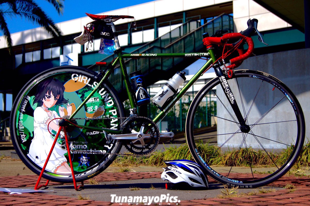 Xx27m4xX's tweet image. 痛車やる時は、この頃のモチベーションに戻りたい
画面割れたiPhone 6一台でデータ作ったあの時((