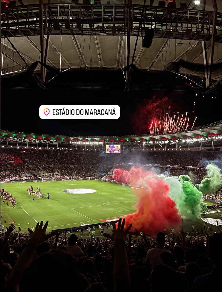 YgorMoreira92's tweet image. Somos diferentes
Completamente diferentes 

Fluminense Football Club