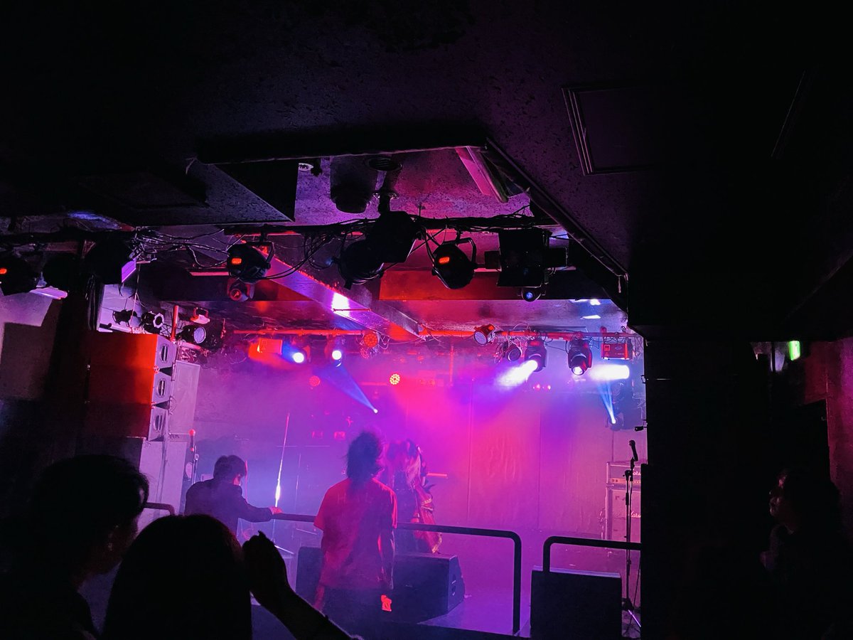 luigicolani1's tweet photo. 山本さんプロデュースの新宿クラブサイエンスライブ良かった。
どのアーティストさんも良かったけど、
ディアブルボアがパワフルでメロディアスで1番好きかも。
#diablevoix #haluka0919 https://t.co/dtAjBCDsdB