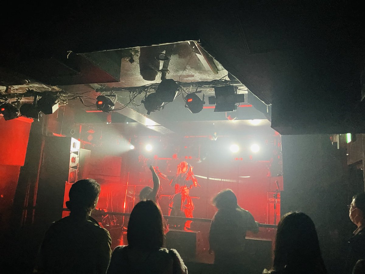 luigicolani1's tweet photo. 山本さんプロデュースの新宿クラブサイエンスライブ良かった。
どのアーティストさんも良かったけど、
ディアブルボアがパワフルでメロディアスで1番好きかも。
#diablevoix #haluka0919 https://t.co/dtAjBCDsdB