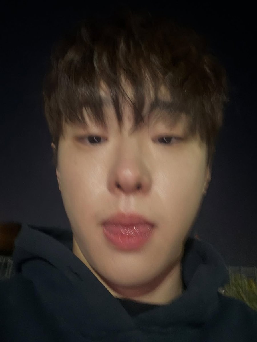 howurlytouse's tweet image. #HOWTOPOST
11/20/2025 | 🤸🏻‍♂️ nowgiwon INSTA POST UPDATE

🔗 instagram.com/p/DRRT-nOEVo0/…

#GIWON #기원 #howtouse #하우투유즈