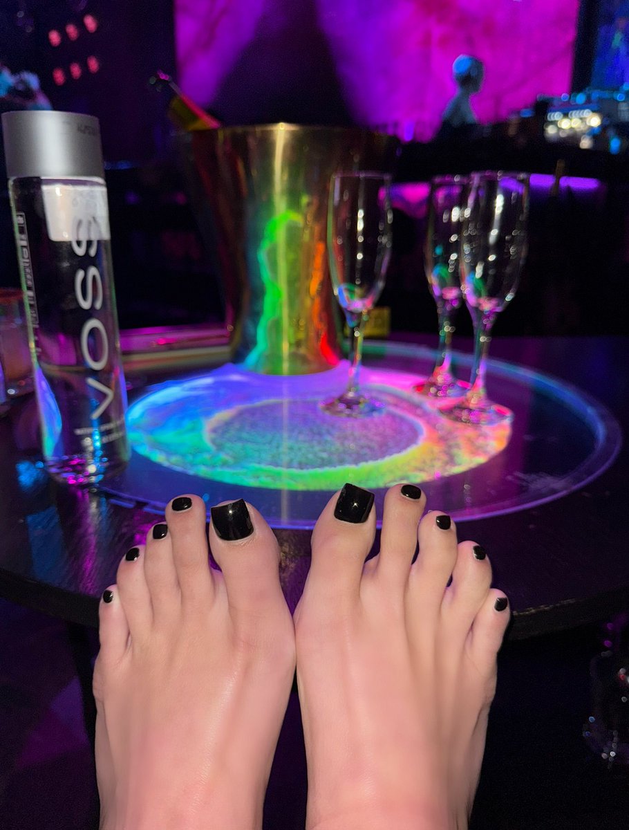 FootModelsDaily's tweet image. 👣 Model: 
@DemiiHendrixx 

#feet #feetpic #soles #footboy #feetfinder #feetsoles #footmodel #footgoddess #feetfetish #pinksoles #footfetish #foot #footsoles #feetsoles #toes #feetgirls #footgirls