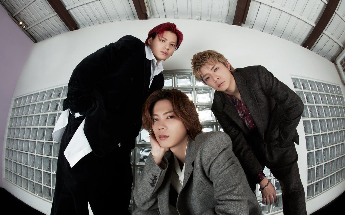 rBcLQUeI7KMqa96's tweet image. Hello, DJ Niki san ! Thank you for broadcasting Number_i&apos;s latest song &quot; #LOOP &quot;. I&apos;m happy to hear such a great song ! Thank you 😊.
#AsianChannel
@dms_ambon 
#Number_2 
@number_i_offic