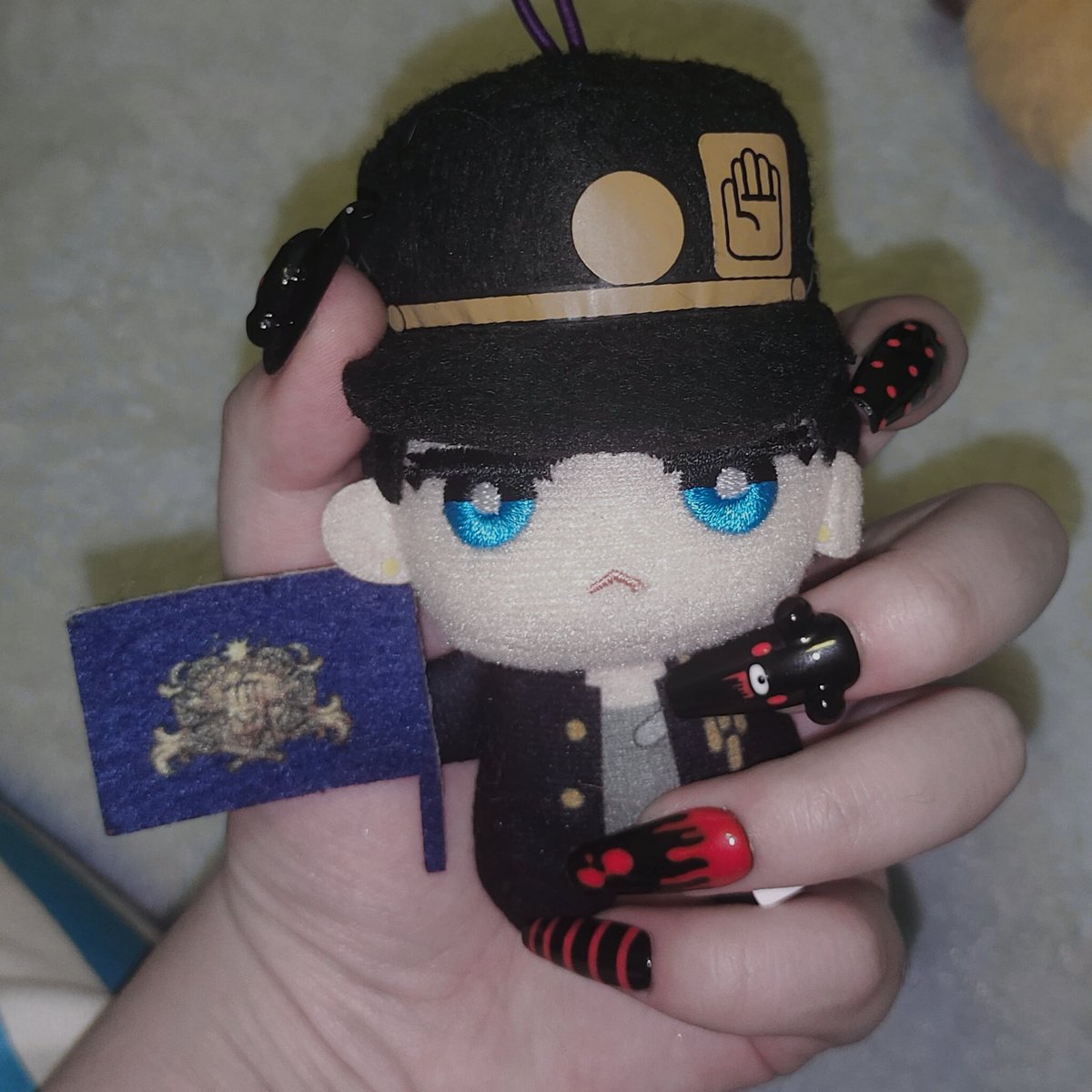 tongyu0106's tweet image. 感觉还是蓝黑更配一点。