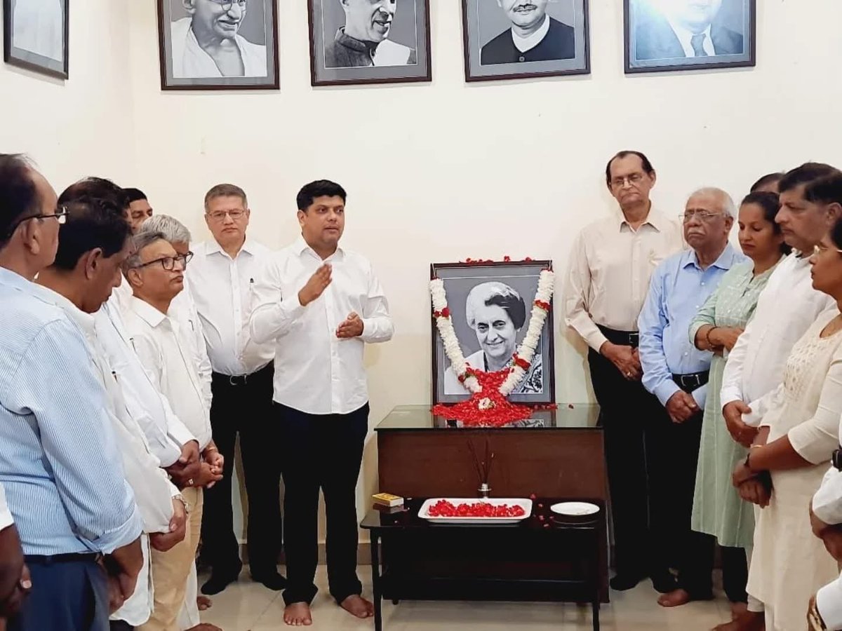 amitspatkar's tweet image. Paid tribute to Indira ji at PCC office on her birth anniversary — a guiding force whose fearless leadership and love for India continue to shape my journey.
Her legacy lives on in our collective resolve for a stronger, self-reliant nation.

#IndiraGandhi #Remembrance…
