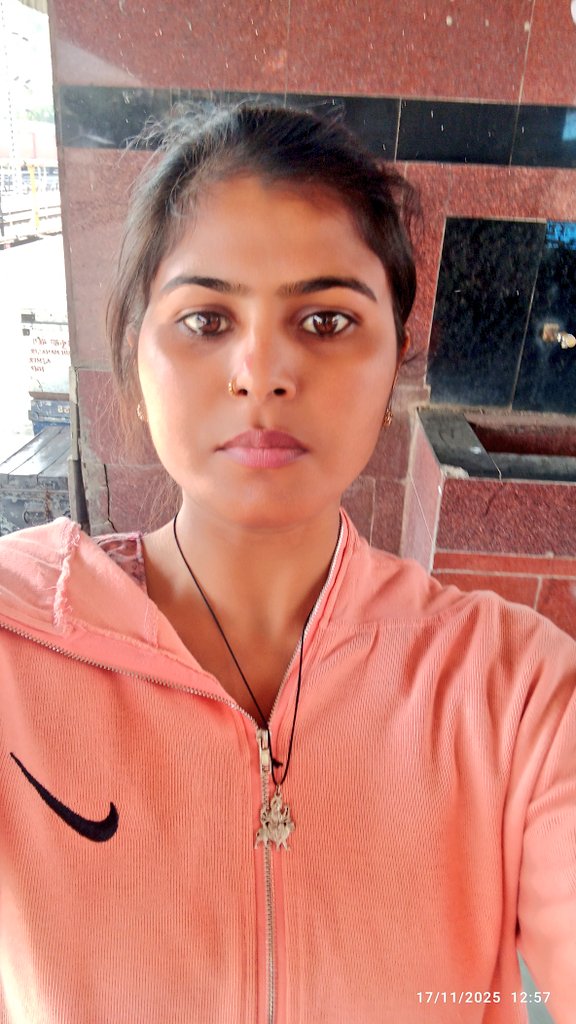 राजस्थान बेरोजगार स्टूडेंट की मांग बिल्कुल वाजिब है 4th Grade मे हजारो पद रिक्त है ऐसे मे पद बढ़ाकर बेरोजगार स्टूडेंट्स को राहत प्रदान करे...

4th grade मे पद बढ़ाए जाए...

#चतुर्थ_श्रेणी_पद_70000_करो 
🖐️🫰
<a href="/Radhemahwa/">Radhe Meena</a>