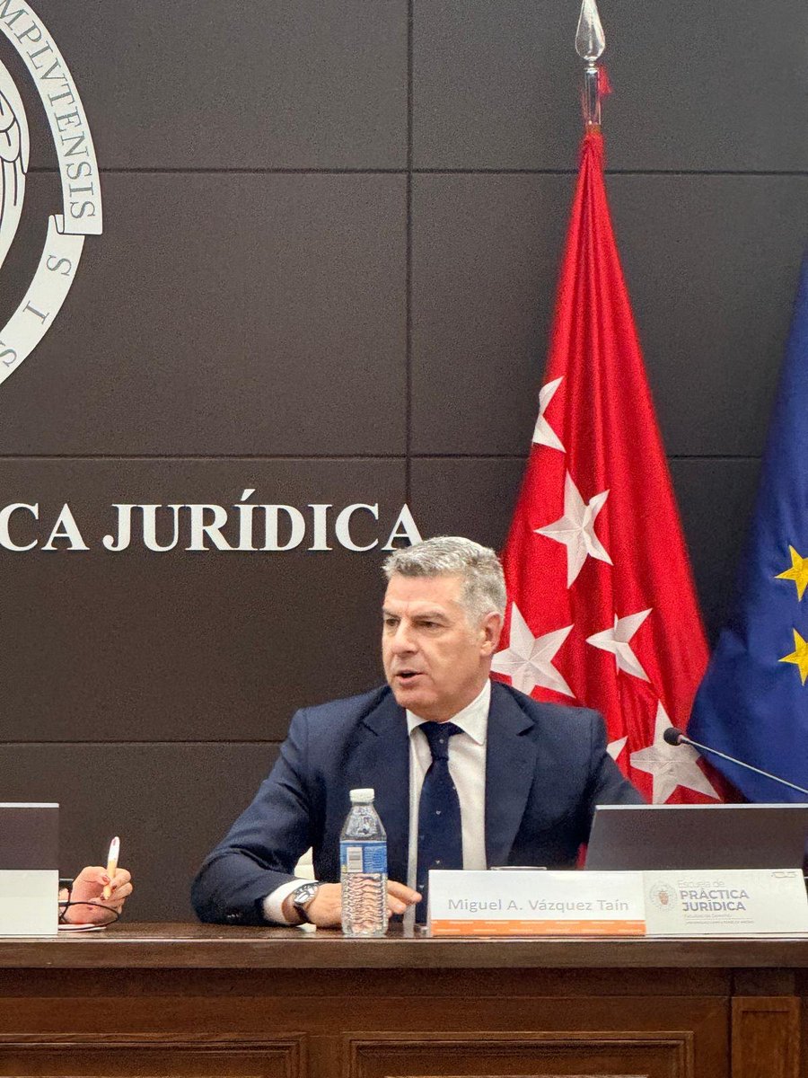 <a href="/epjcomplutense/">Escuela de Práctica Jurídica de la UCM</a> <a href="/unicomplutense/">Complutense</a> <a href="/ReforCGE/">REFOR_CGE</a> ➡️ Por su parte, el presidente del CGE, Miguel Ángel Vázquez Taín, ha subrayado el momento de diversificación del economista forense, cuya labor ya no se limita al ámbito concursal, sino que abarca también planes de reestructuración, periciales económico-financieras...