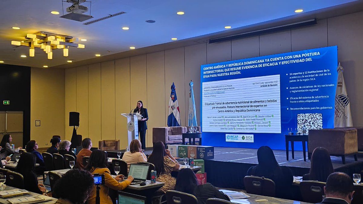 FKL_6's tweet photo. Estamos en República Dominicana, compartiendo evidencia y dialogando con expertos de toda la región sobre la importancia del etiquetado nutricional de advertencia para la prevención de sobrepeso y obesidad @INCAP_NUTRICION https://t.co/N09CVQ2g2z