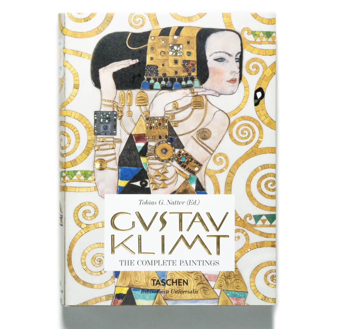 クリムトの初期から晩年の風景画まで網羅した美術画集。オンライン
