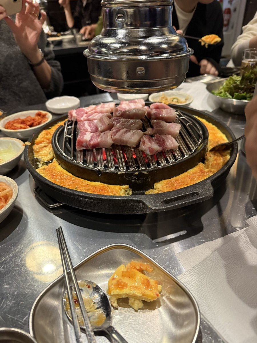 rdespressolab's tweet image. やっぱ韓国のサムギョプサルが一番美味い！！本場がいちばんいい！