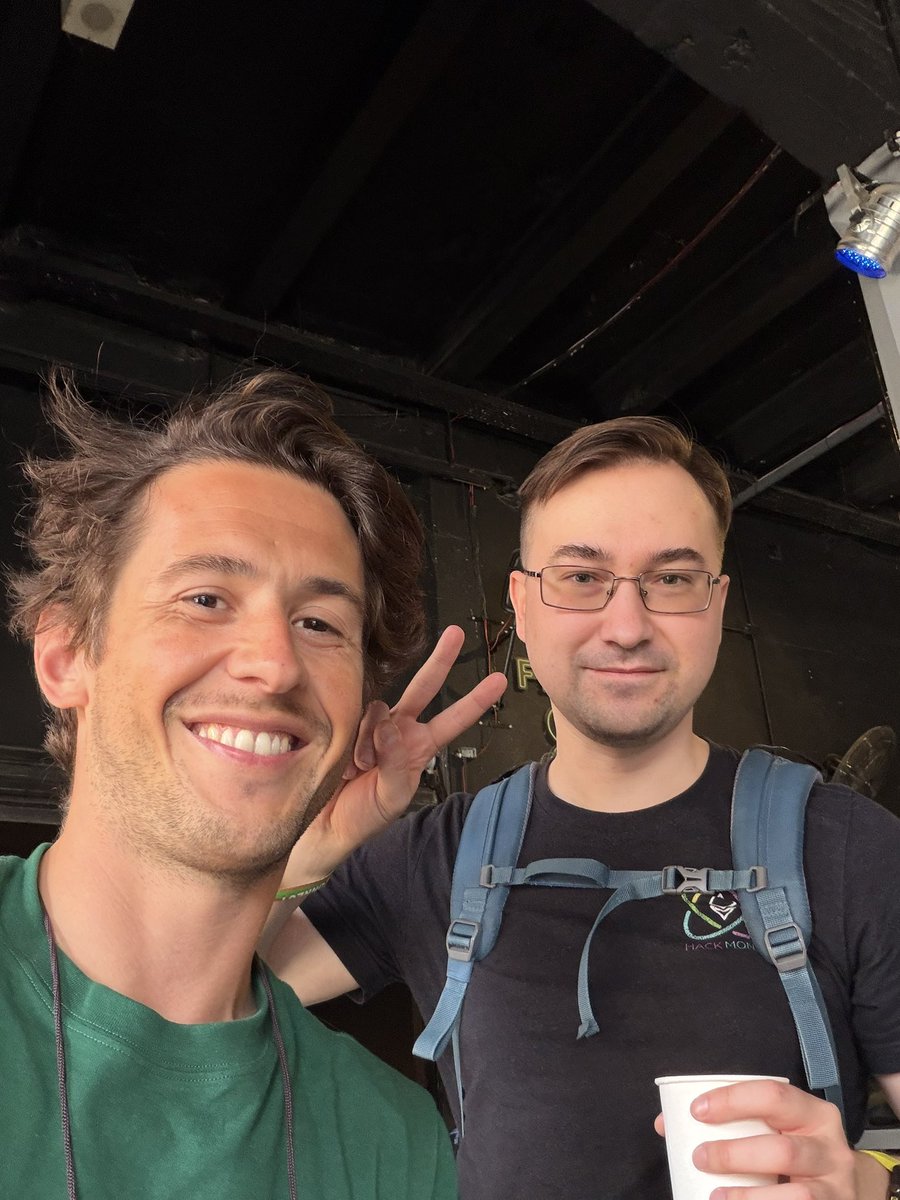 Raph_Bloch's tweet photo. We talk about digital assets and onchain finance, but behind it all, there are always people.

Network = Networth https://t.co/PptG4YQHws