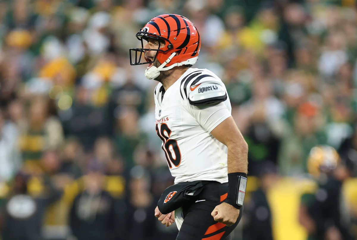 SleeperNFL's tweet photo. QB Joe Flacco hopes to be a starter somewhere in 2026, per @Ben_Baby 

“Hopefully [my stint with the Bengals] reinforces in somebody's mind that I can do it. I would like an opportunity, but you just never know.” https://t.co/sxIzKXZhUr