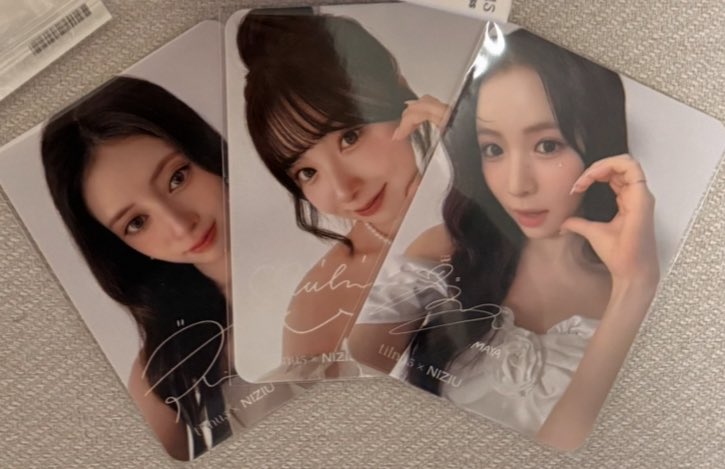 NiziU MCD mcd 音楽放送 抽選 ポラロイド ニナ リオ アヤカ NiziU MCD mcd 音楽放送 抽選 ポラロイド ニナ リオ アヤカ - メルカリ