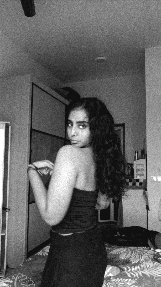 noodlesmande55's tweet photo. bw always hits different https://t.co/v1qJhHQUG8