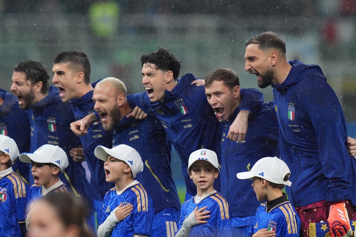 _BeFootball's tweet photo. 🚨🚨 𝗢𝗙𝗙𝗜𝗖𝗜𝗘𝗟 ! 𝗟’𝗜𝗧𝗔𝗟𝗜𝗘 🇮🇹 𝗔𝗙𝗙𝗥𝗢𝗡𝗧𝗘𝗥𝗔 𝗟’𝗜𝗥𝗟𝗔𝗡𝗗𝗘 𝗗𝗨 𝗡𝗢𝗥𝗗 𝗘𝗡 𝗗𝗘𝗠𝗜-𝗙𝗜𝗡𝗔𝗟𝗘 𝗗𝗘𝗦 𝗕𝗔𝗥𝗥𝗔𝗚𝗘𝗦 𝗣𝗢𝗨𝗥 𝗟𝗔 𝗖𝗢𝗨𝗣𝗘 𝗗𝗨 𝗠𝗢𝗡𝗗𝗘 !!!  

En cas de succès, ce sera le Pays de Galles 🏴󠁧󠁢󠁷󠁬󠁳󠁿 ou la Bosnie 🇧🇦 en finale.

Objectif : éviter une troisième absence de suite au Mondial.