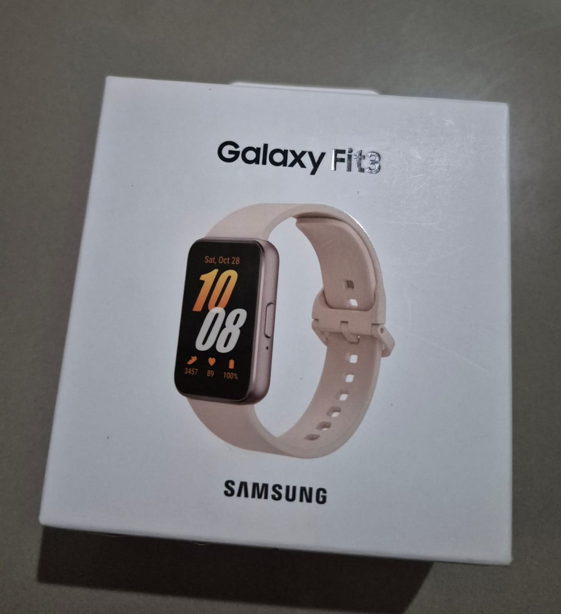 Rumaishaaa's tweet photo. @tanyakanrl Dijual Samsung Galaxy Fit 3 New warna Pink harga 800k. Lokasi Jakarta Timur/Bogor ya https://t.co/5RBGr0iQk0