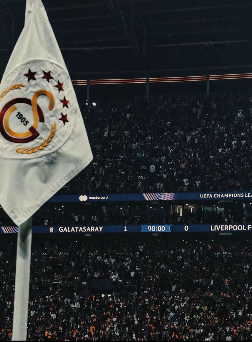 O gün fenerbahçeliler,300.000 tweet silmişti.