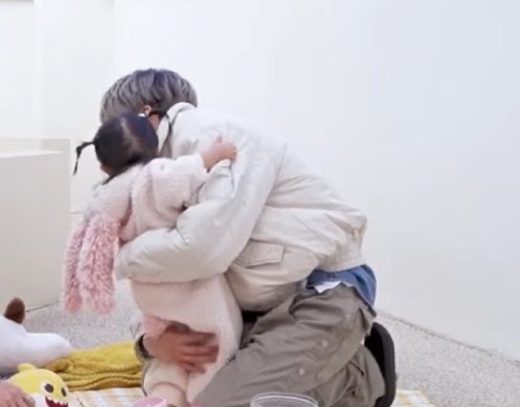 NJM__file's tweet image. GIRL DAD JAEMIN😭 OH MY HEART🥺😭

#JAEMIN #재민