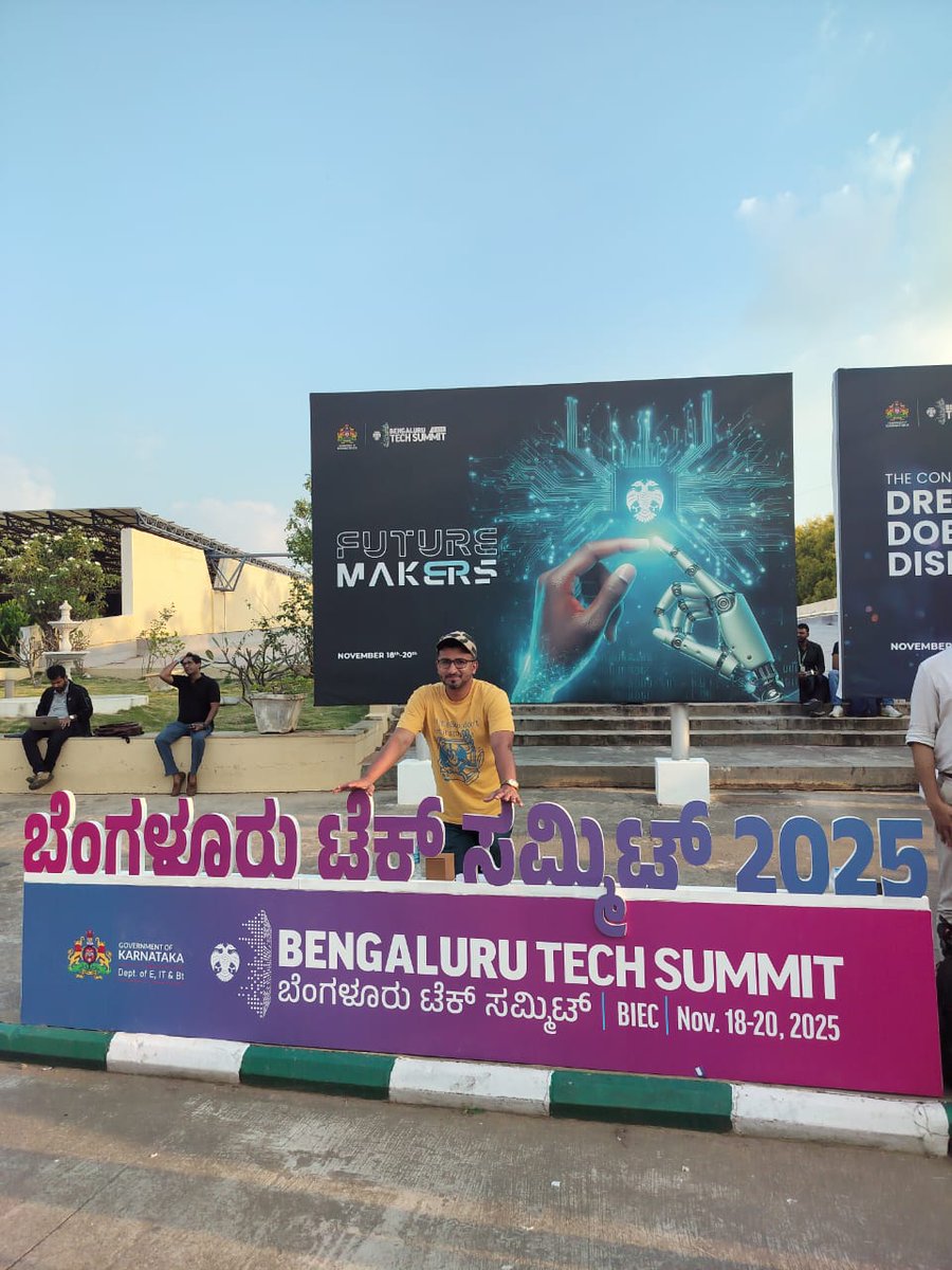 drhussainsharif's tweet image. Attended Asia&apos;s Largest Tech Summit -Bangalore Tech summit -2025 
Worth visiting,great experiences unfolded.
#FUTURise #FutureMakers #BIEC 

Dwichakra Mallesh Gowda Dr India Charitable Trust @malleshgowda @Dwichakra2 biec